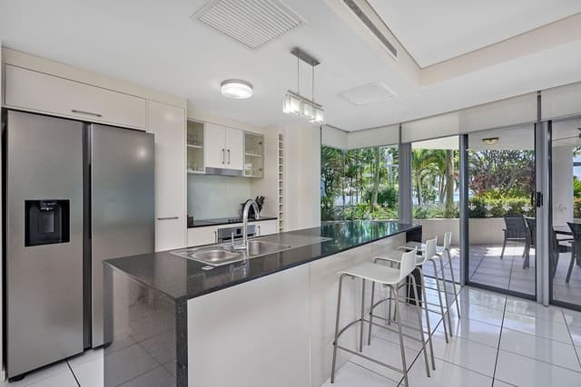 Penthouse, 3 Bedrooms, Oceanfront (Ground Floor)