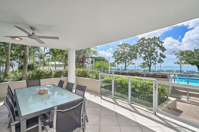 Penthouse, 3 Bedrooms, Oceanfront (Ground Floor)