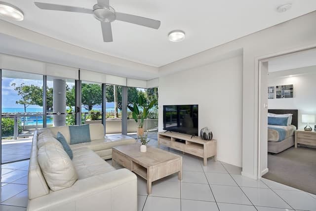 Penthouse, 3 Bedrooms, Oceanfront (Ground Floor)