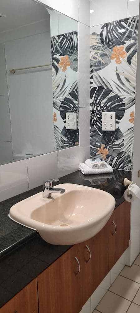 Deluxe Apartment, 1 Bedroom, with Courtyard