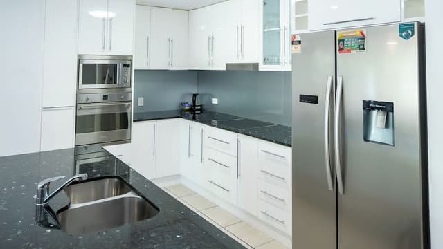 Three Bedroom Swimout Apartment
