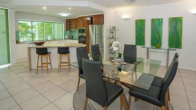 Corner Three Bedroom Swimout Apartment