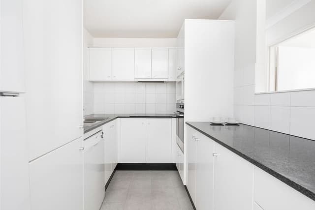 Room, 3 Bedrooms