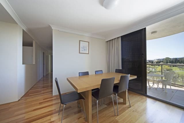 Room, 3 Bedrooms