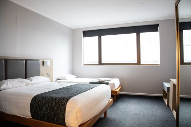 Studio Apartment Queen + Single Bed - CT2