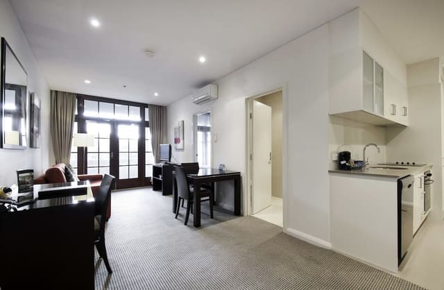 Executive One Bedroom Apartment - Balcony