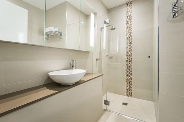 Two Bedroom Apartment - Balcony, 2 Bathrooms