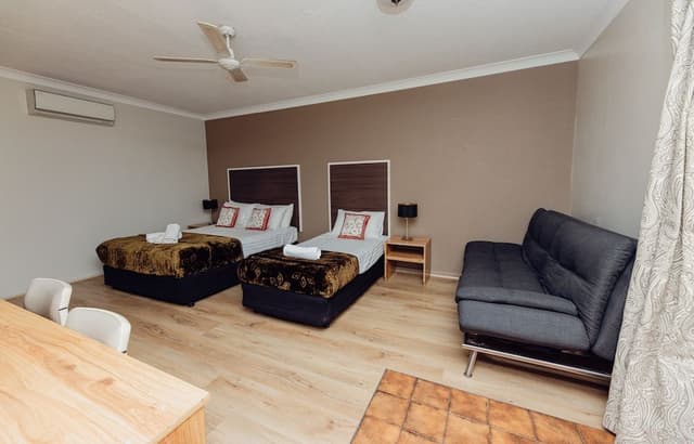 Twin Room, Multiple Beds