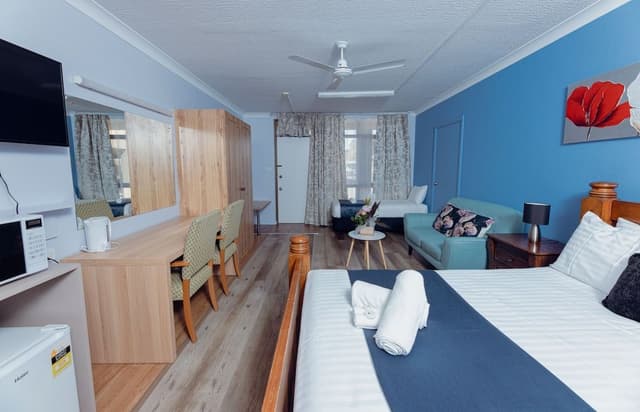 Twin Room, Multiple Beds