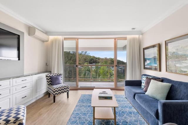 Deluxe One Bedroom Apartment