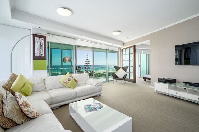 Apartment, 3 Bedrooms, Beach View