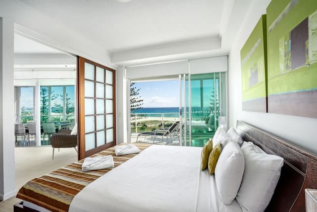 Apartment, 3 Bedrooms, Beach View