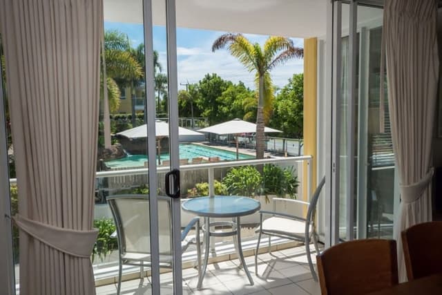 Deluxe Apartment, 2 Bedrooms, Pool View