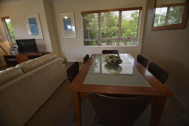 Deluxe Apartment, 2 Bedrooms, Pool View
