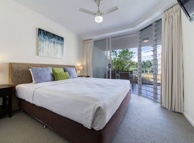 Deluxe Apartment, 2 Bedrooms, Pool View