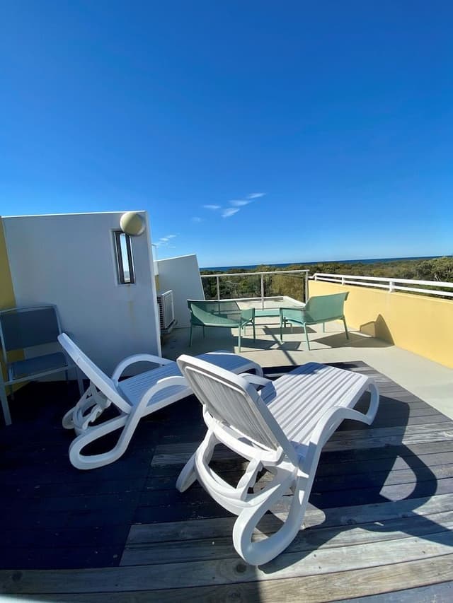 Two bedroom Apartment with Seaview Rooftop