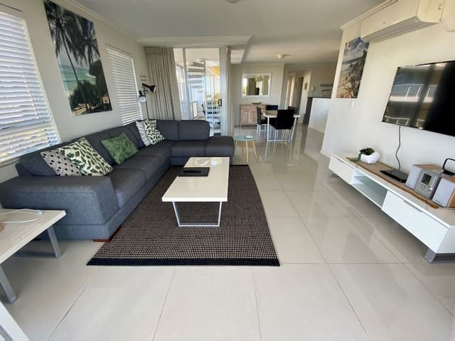 Two bedroom Apartment with Seaview Rooftop