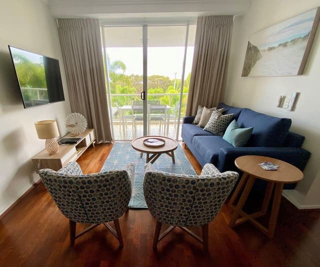 Two bedroom Apartment with Seaview Rooftop