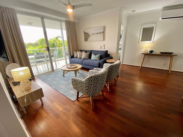 Two bedroom Apartment with Seaview Rooftop