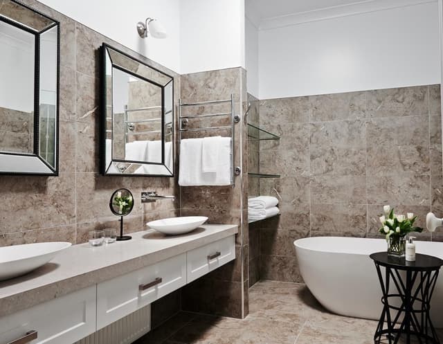 Lodge Suite