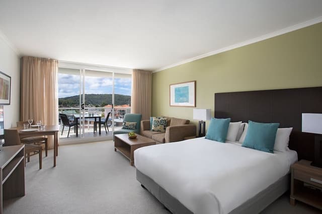 Studio Suite (Spa, Town-Hinterland View)