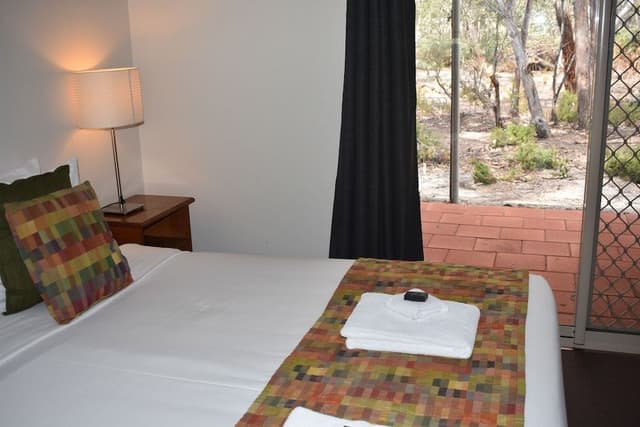 Eco Lodge Room King & Single