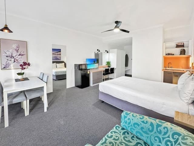 Superior Room, 1 Queen Bed, Non Smoking (Premium queen)