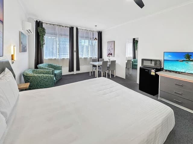 Superior Room, 1 Queen Bed, Non Smoking (Premium queen)