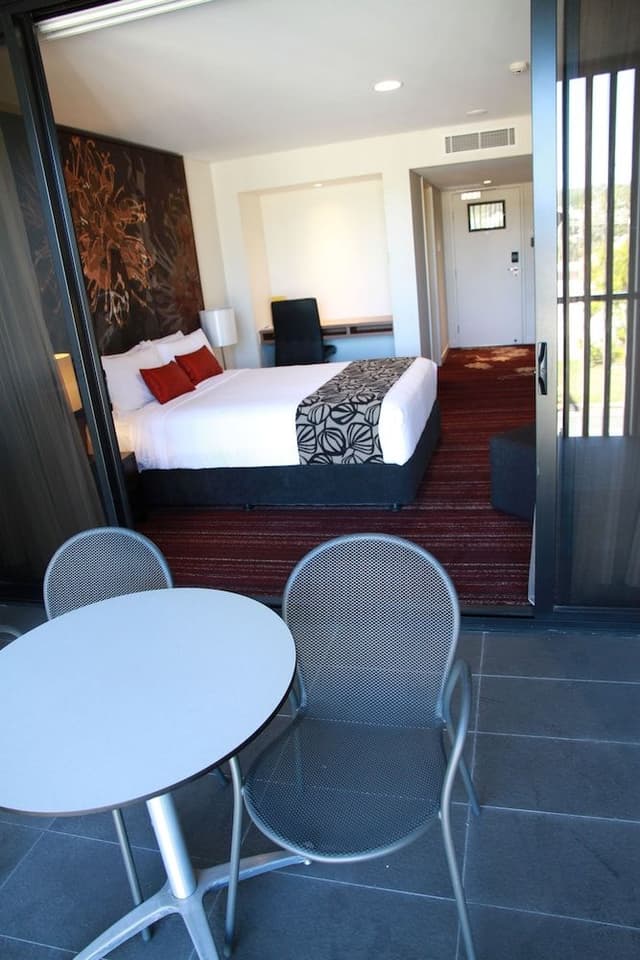 Superior Suite, 1 Queen Bed, Balcony