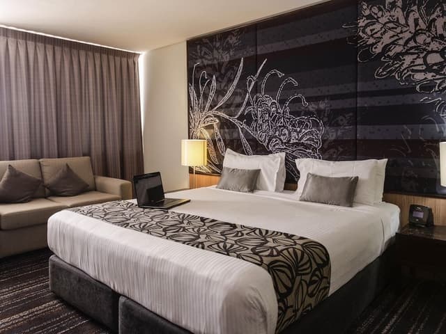 Apartment, 1 King Bed (Privilege)