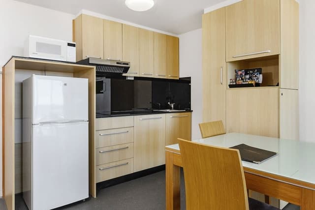 King Room Level 7