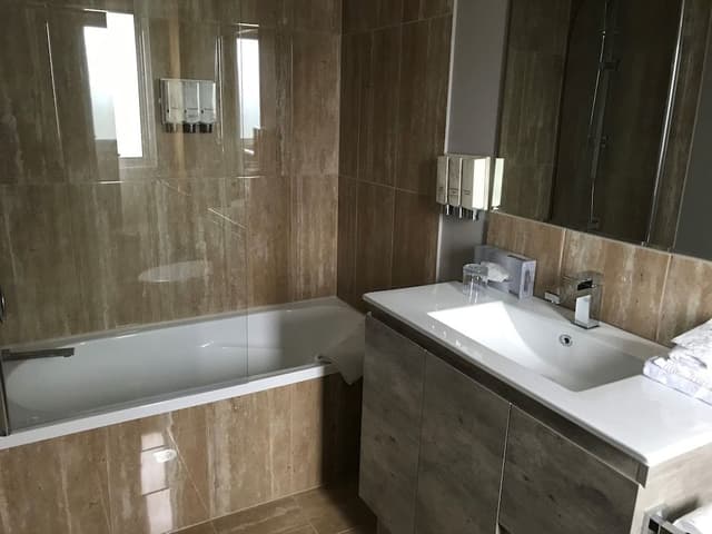 King Room Level 7