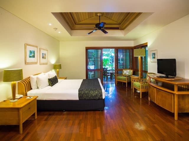 Island Suite King Room