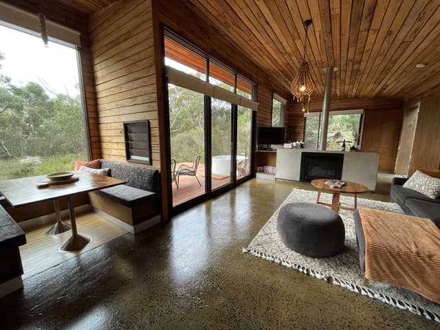 Mountain View King Room