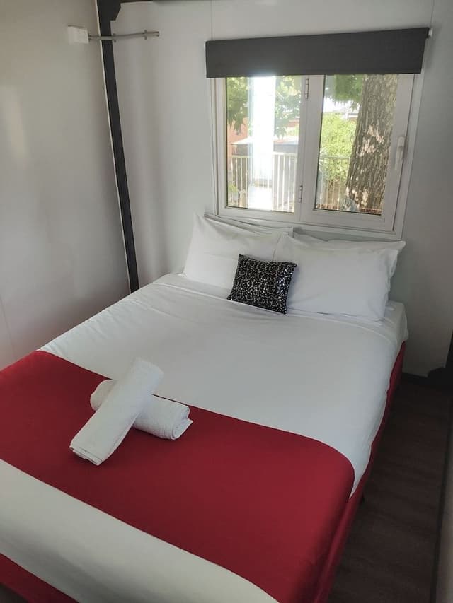 2 Bedroom Mount William Cabin