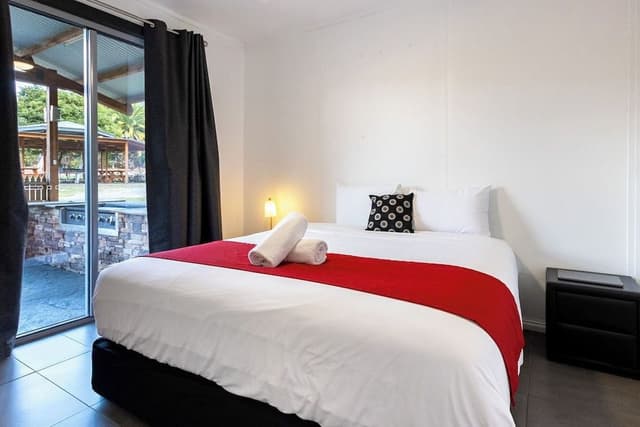 3 Bedroom Cottage - The Pinnacle