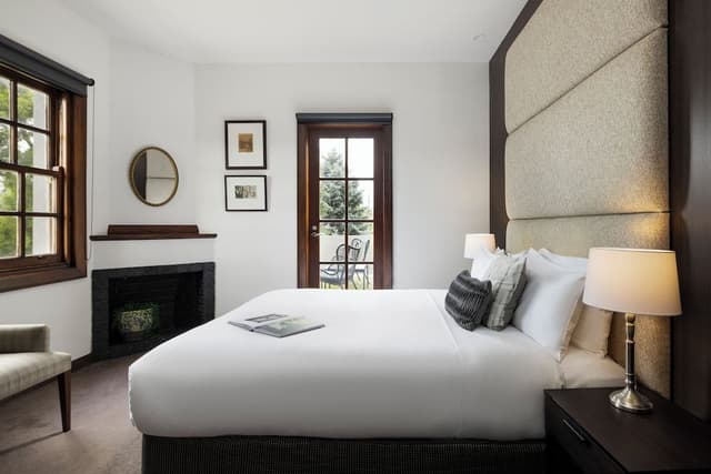Heritage Classic Room