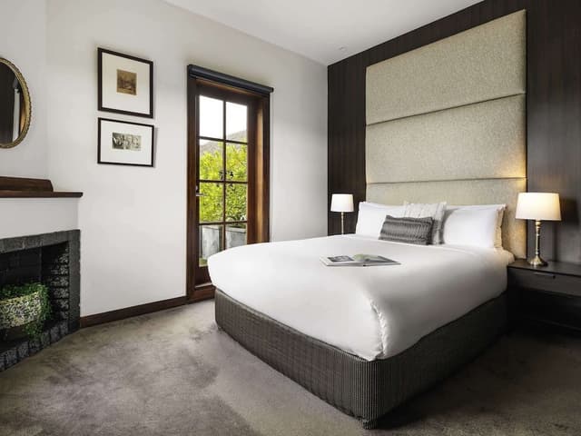 Heritage Classic Room