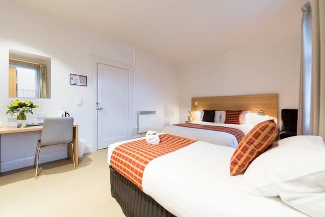 Standard Twin Room