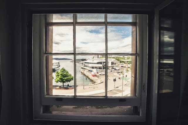 Superior Waterfront King Room