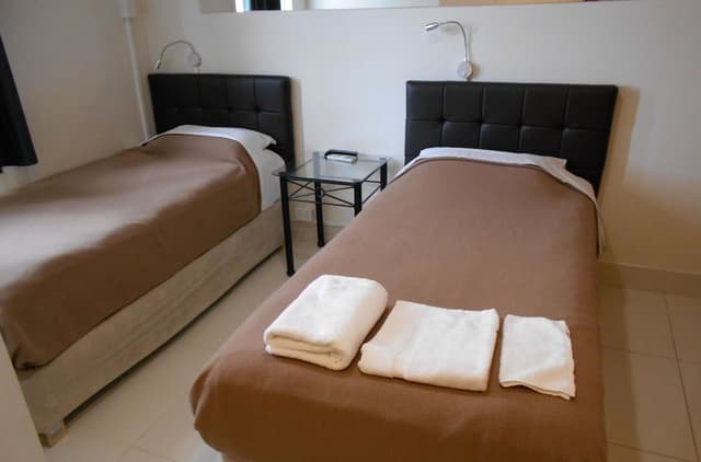 Compact Twin Room