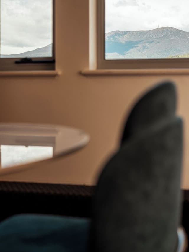 King Room - Mountain View