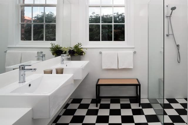 Manor Twin Room