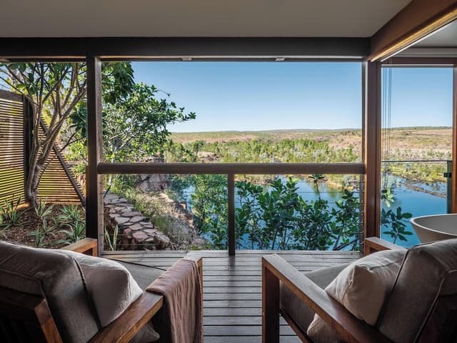 Gorgeview Room