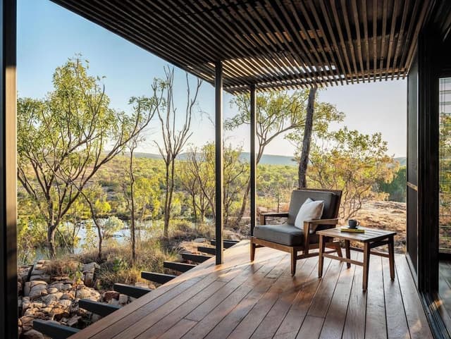 Cliffside Retreat