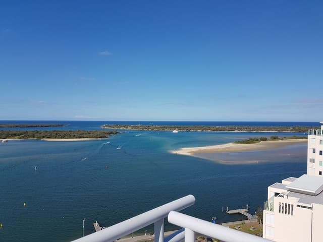 Penthouse, 3 Bedrooms (Water Views)