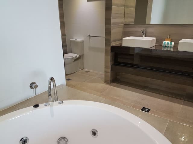 Penthouse, 3 Bedrooms (Water Views)