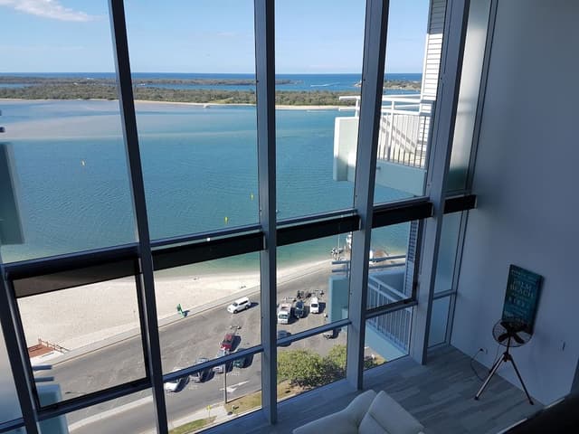 Penthouse, 3 Bedrooms (Water Views)