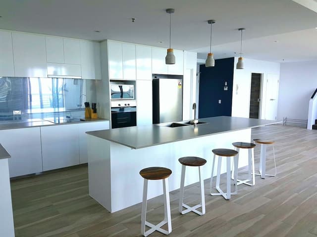 Penthouse, 3 Bedrooms (Water Views)