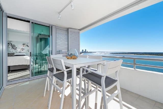 1 Bedroom Superior Water View Apartment